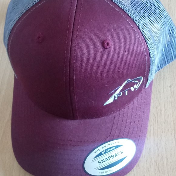 The Classics Yupoong Authentic Snapback Hawaii Trucker Baseball Hat Cap New - Picture 2 of 5